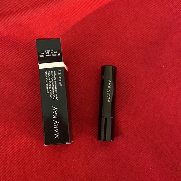 Assorted Mary Kay lip products - Picture 6 of 8